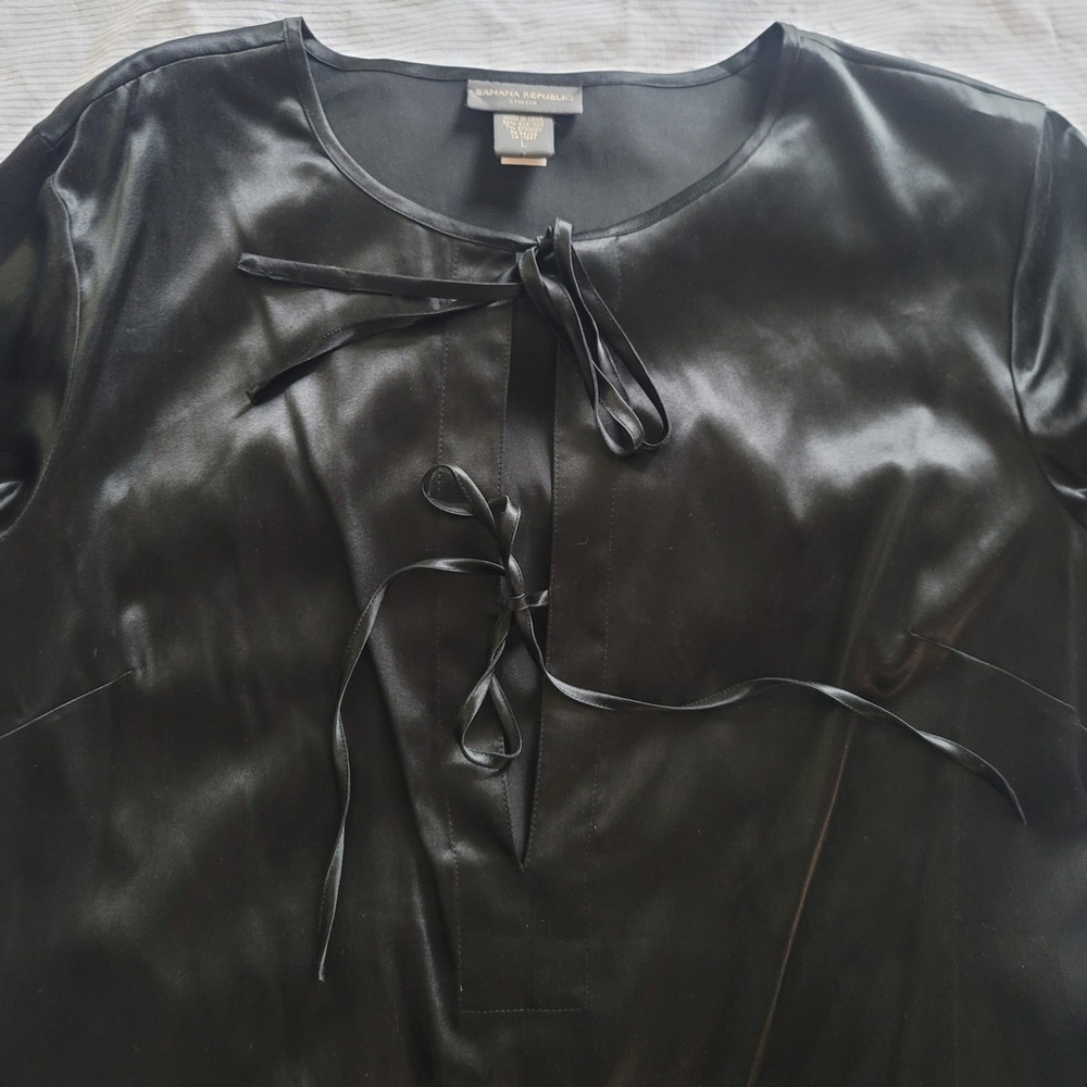 Banana Republic Black Silk Blend Tie Front Long Sleeve Shirt Top Size L - Picture 2 of 4